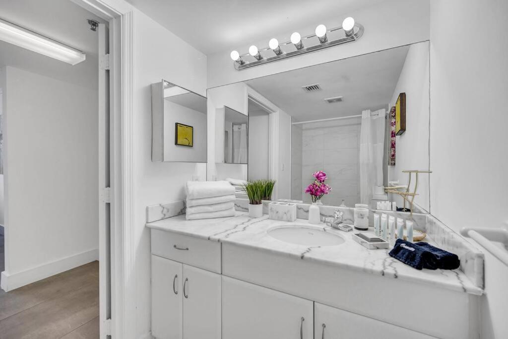 37th Floor Amazing Spacious Unit With Parking Apartamento *
